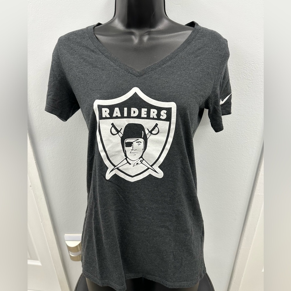 Nike NFL Las Vegas Raiders T-Shirt - Size Small